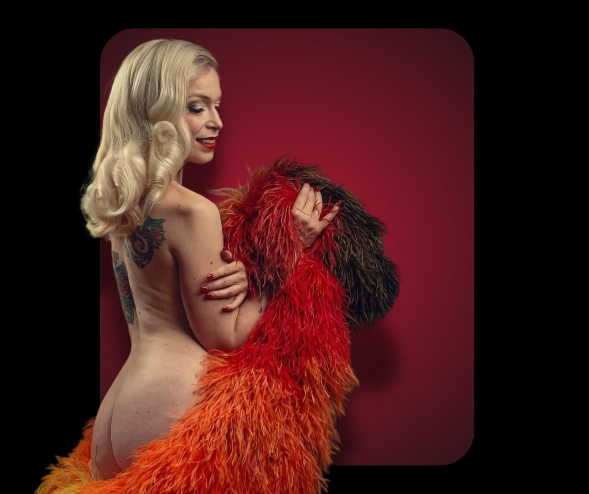 Lady wearing feather boa